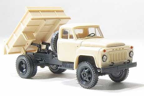 SAZ-3504 dump truck<br /><a href='images/pictures/MiniaturModelle/035041.jpg' target='_blank'>Full size image</a>